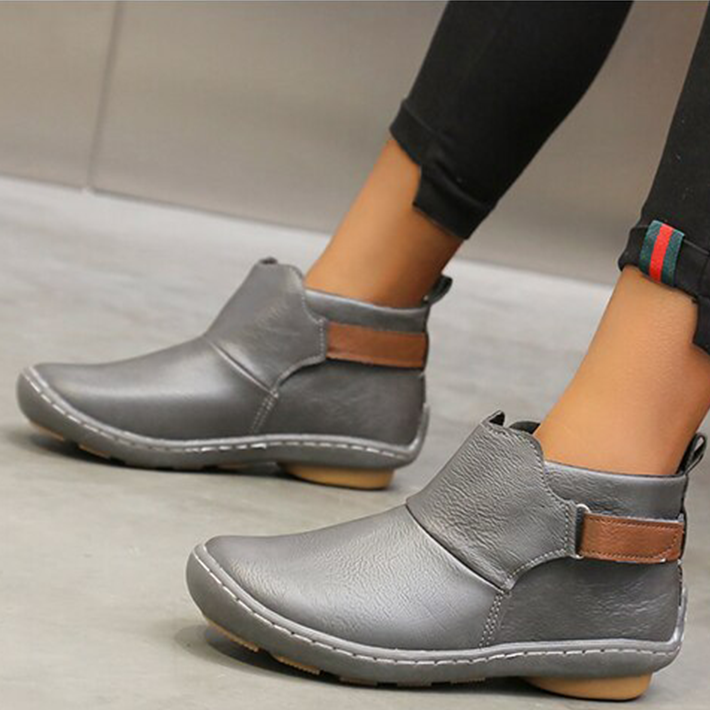 Încălțăminte din piele de toamnă: eleganță și confort pentru sezon