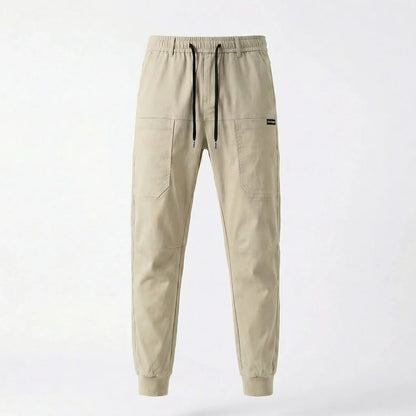 Comfortable cargo pants with great storage capacity 