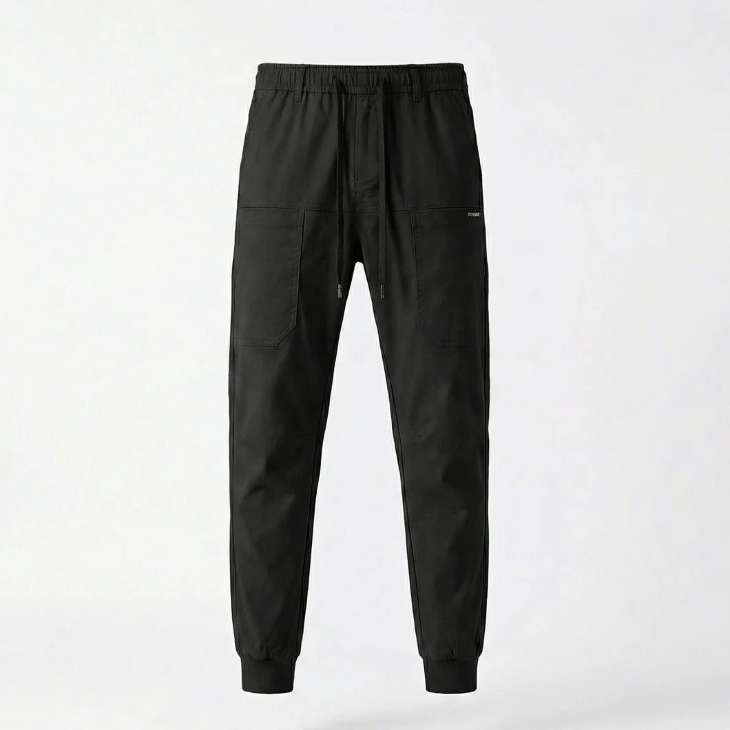 Comfortable cargo pants with great storage capacity 